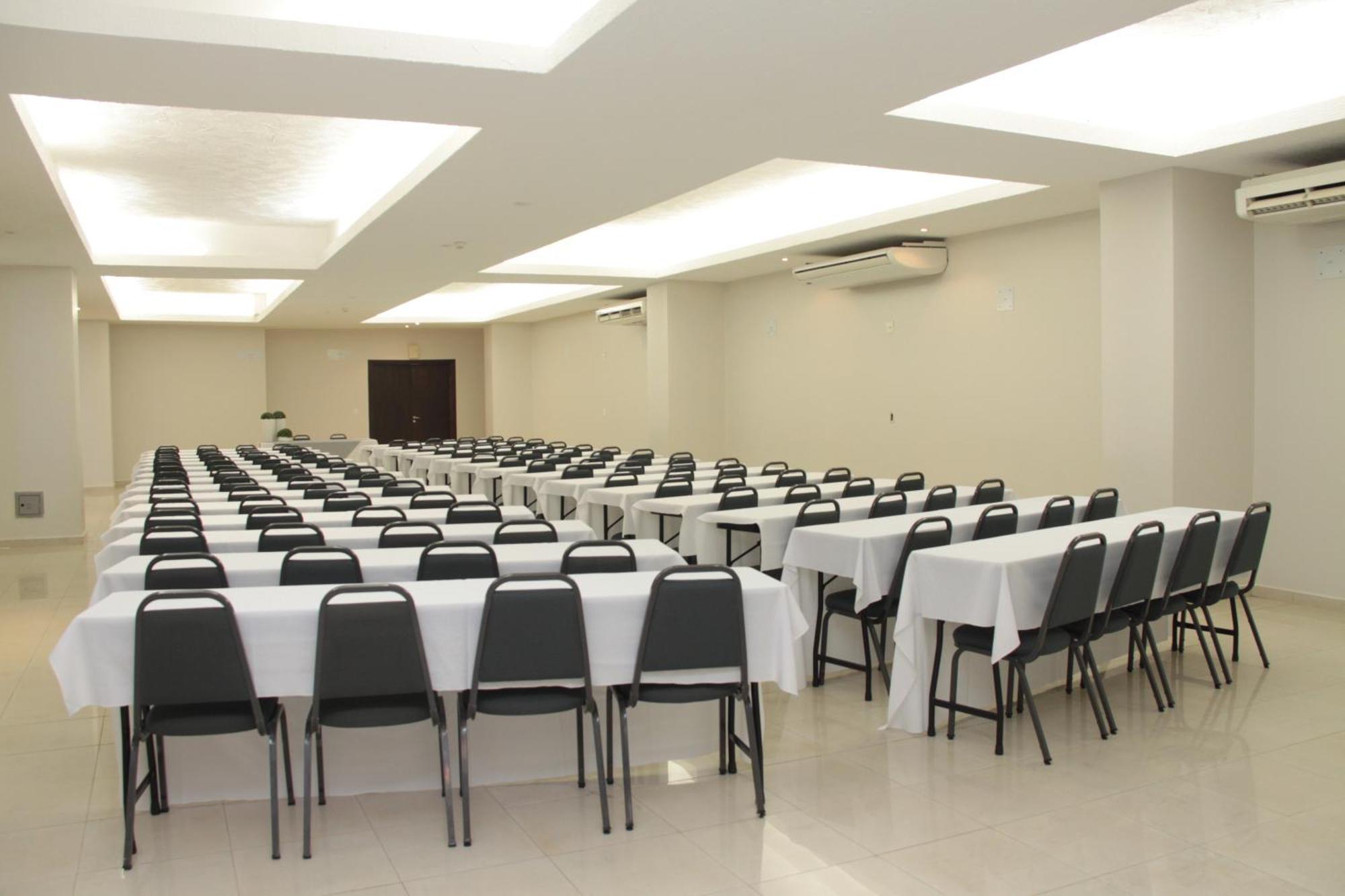 Oasis Tower Hotel Ribeirao Preto Exterior photo